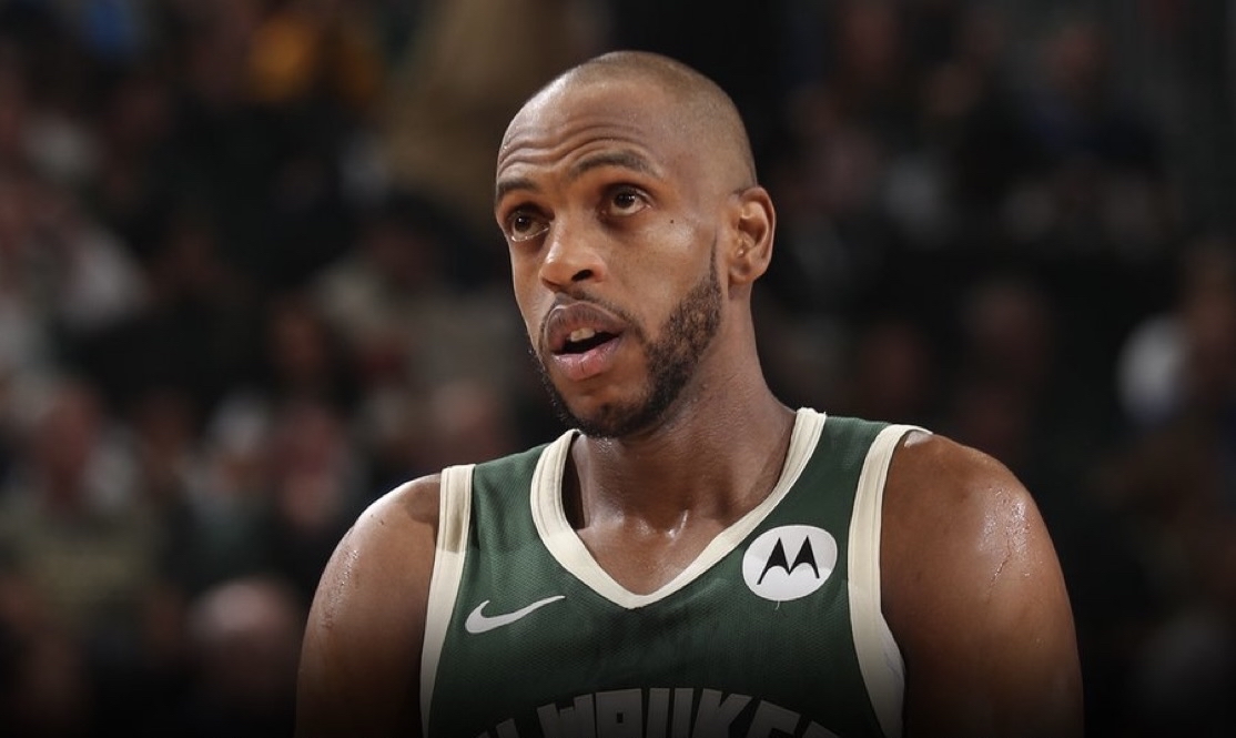 密尔沃基雄鹿训练开放日，冲刺阶段回应争议引欢呼，NBA总决赛在即，阵容厚度经受考验的简单介绍