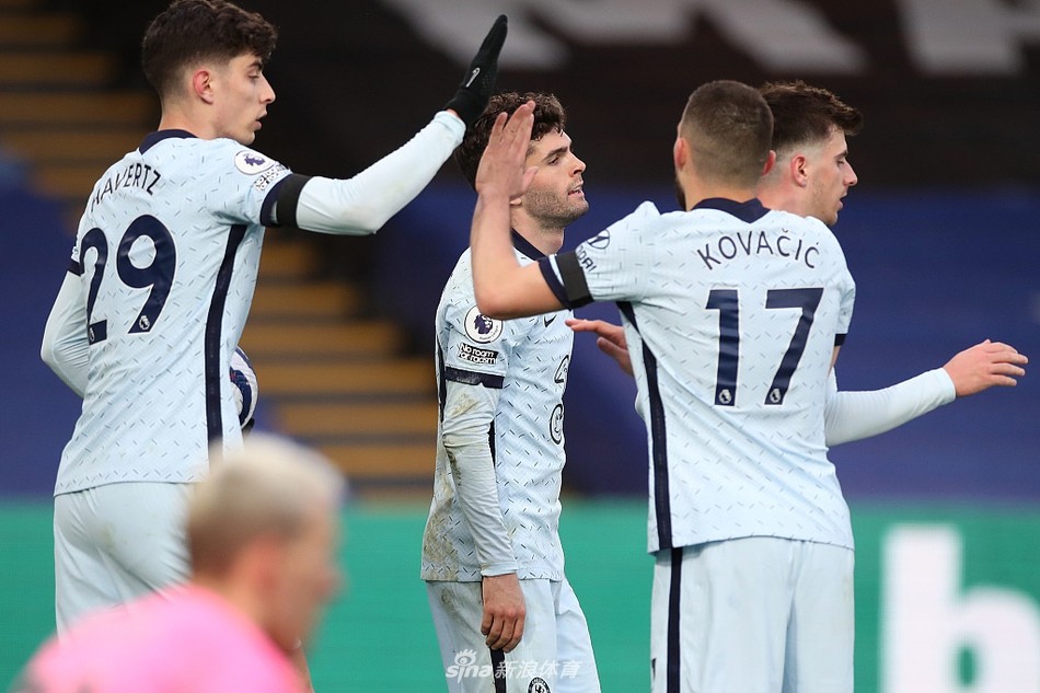 包含波尔图迎英超关键赛，今晨遗憾出局，目标明确，身体对抗强度拉满的词条