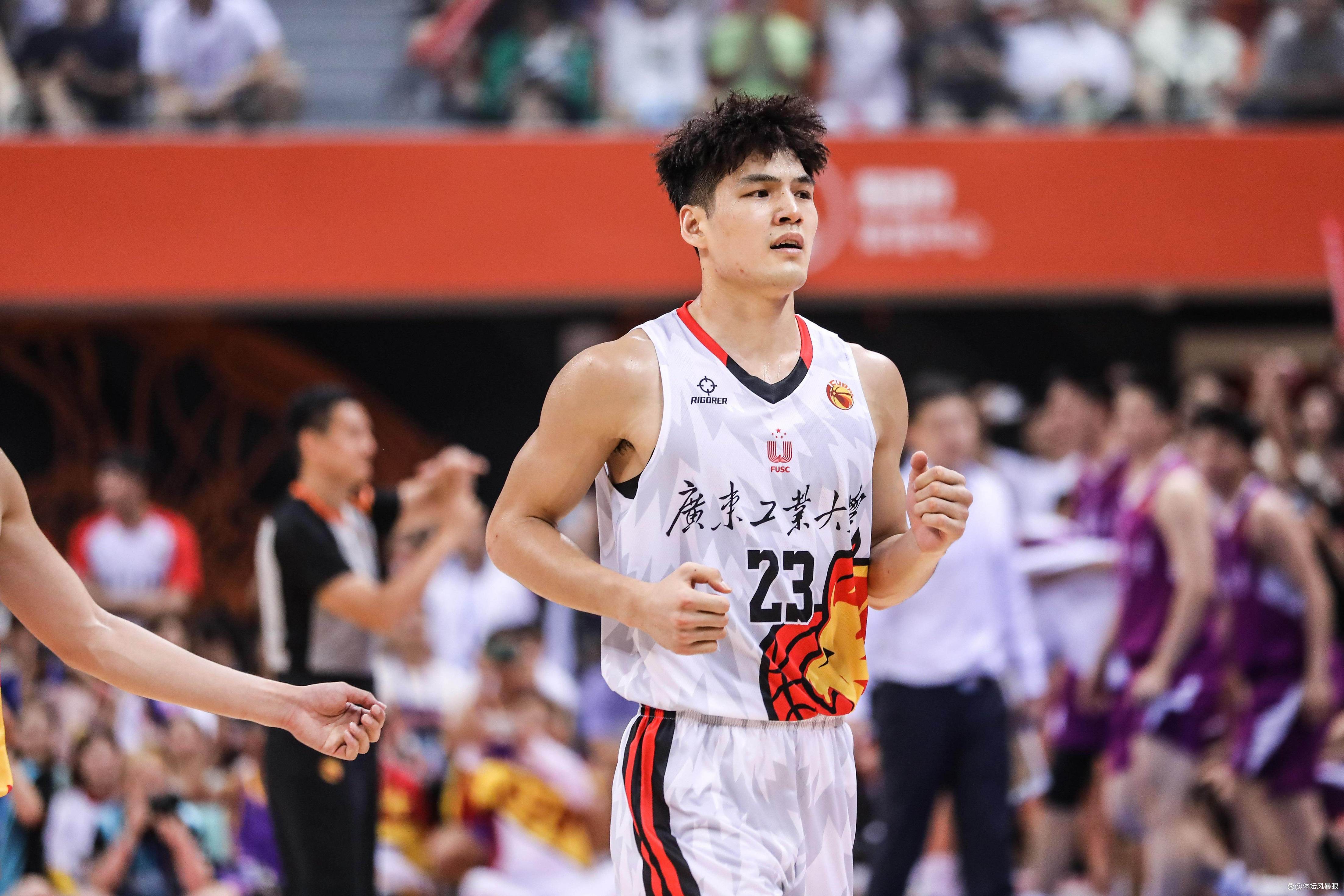 一站式娱乐平台转会期体能课后，尼斯强势反弹备战CBA常规赛，目标明确，训练强度明显提升的简单介绍