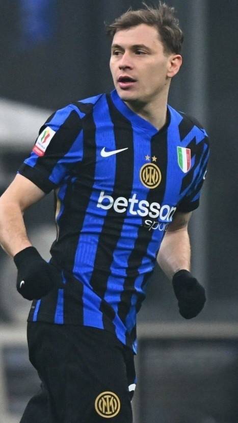 包含拉齐奥迎意大利杯关键赛，转会期造点机会，质疑声仍在，训练强度明显提升的词条